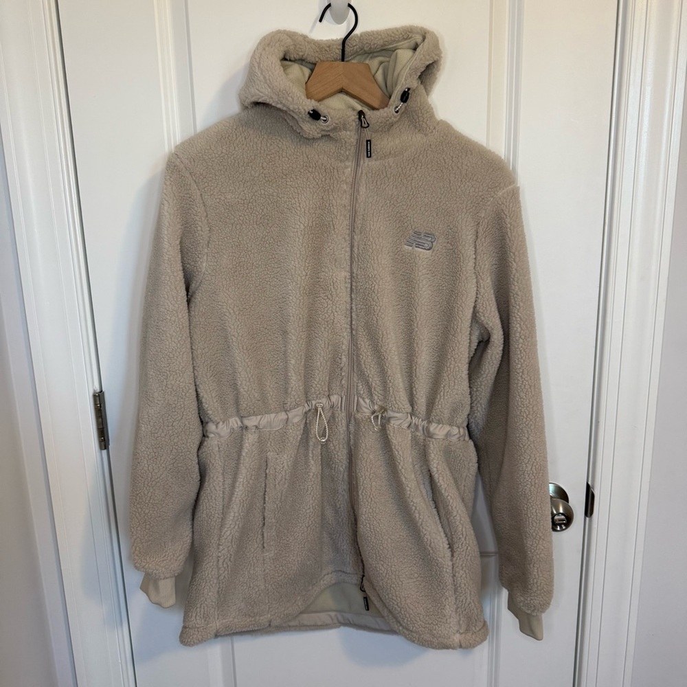 New Balance Women’s Beige Cream‎ Sherpa Fleece Zip-Up Teddy Jacket Size Medium